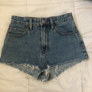BDG Cheeky Denim Pin-up short
